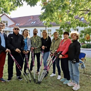 Trening z kijkami Nordic Walking w Centrum Rehabilitacji SM